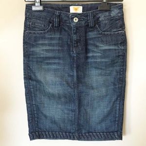 ANTIK DENIM Vintage Dark Denim Pencil Skirt